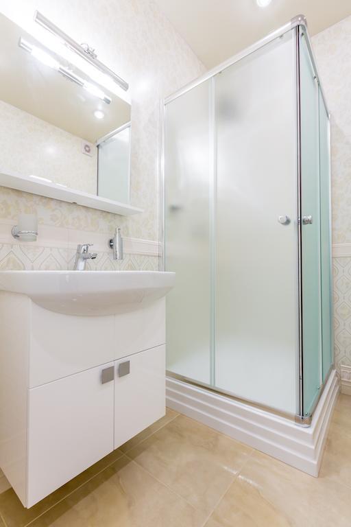 Hotel Premier カーミヤンシケ 部屋 写真