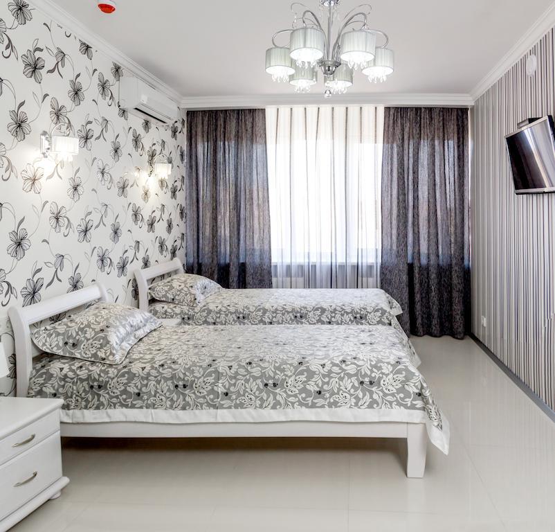 Hotel Premier カーミヤンシケ 部屋 写真