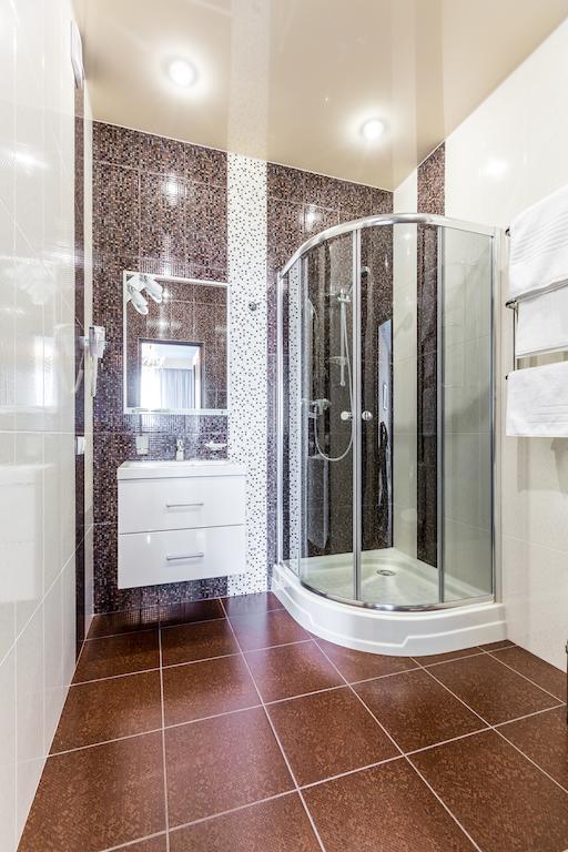 Hotel Premier カーミヤンシケ 部屋 写真