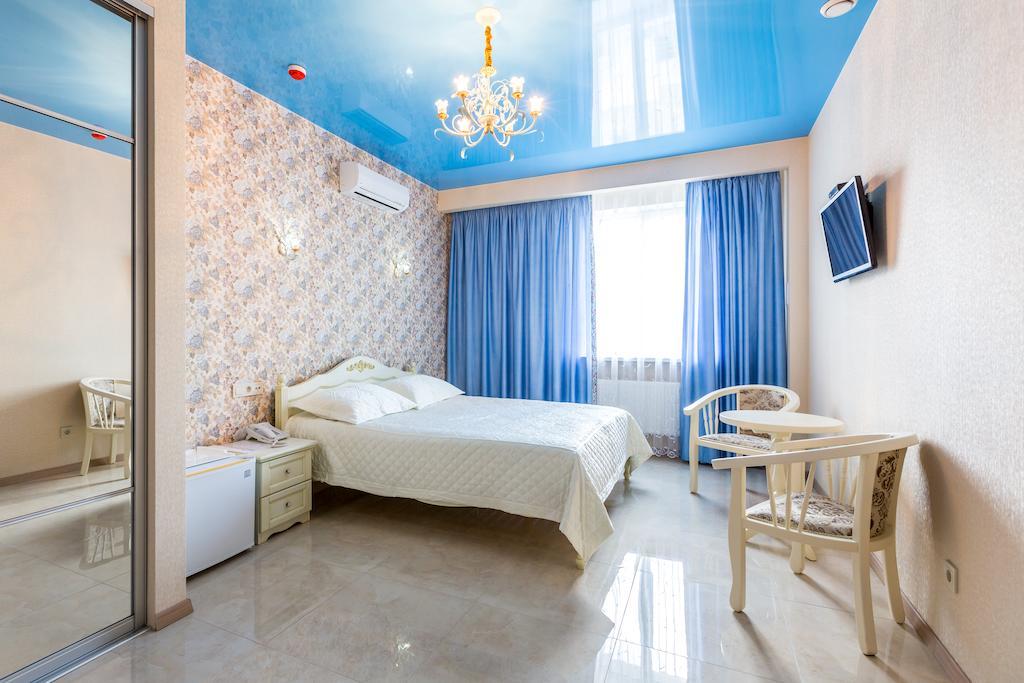 Hotel Premier カーミヤンシケ 部屋 写真