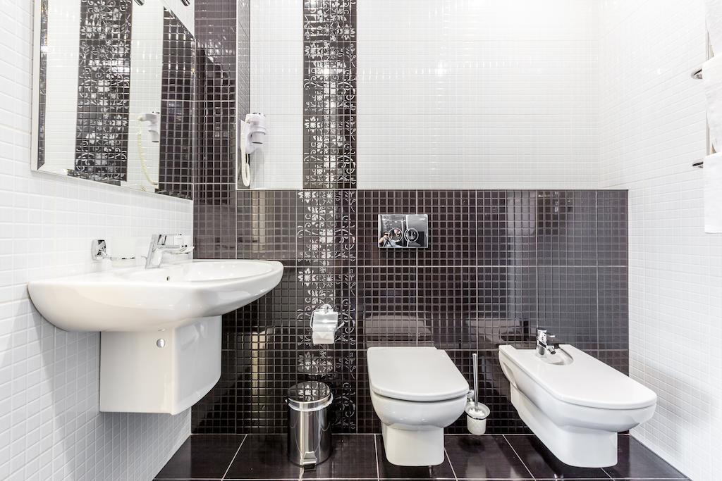Hotel Premier カーミヤンシケ 部屋 写真