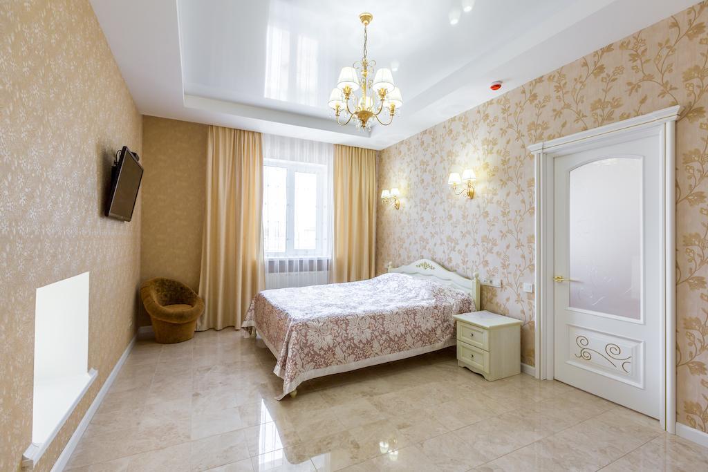 Hotel Premier カーミヤンシケ 部屋 写真